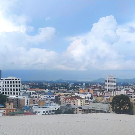 View Talay 6 Pattaya Beach By Anatolia Condo Suite Exterior photo