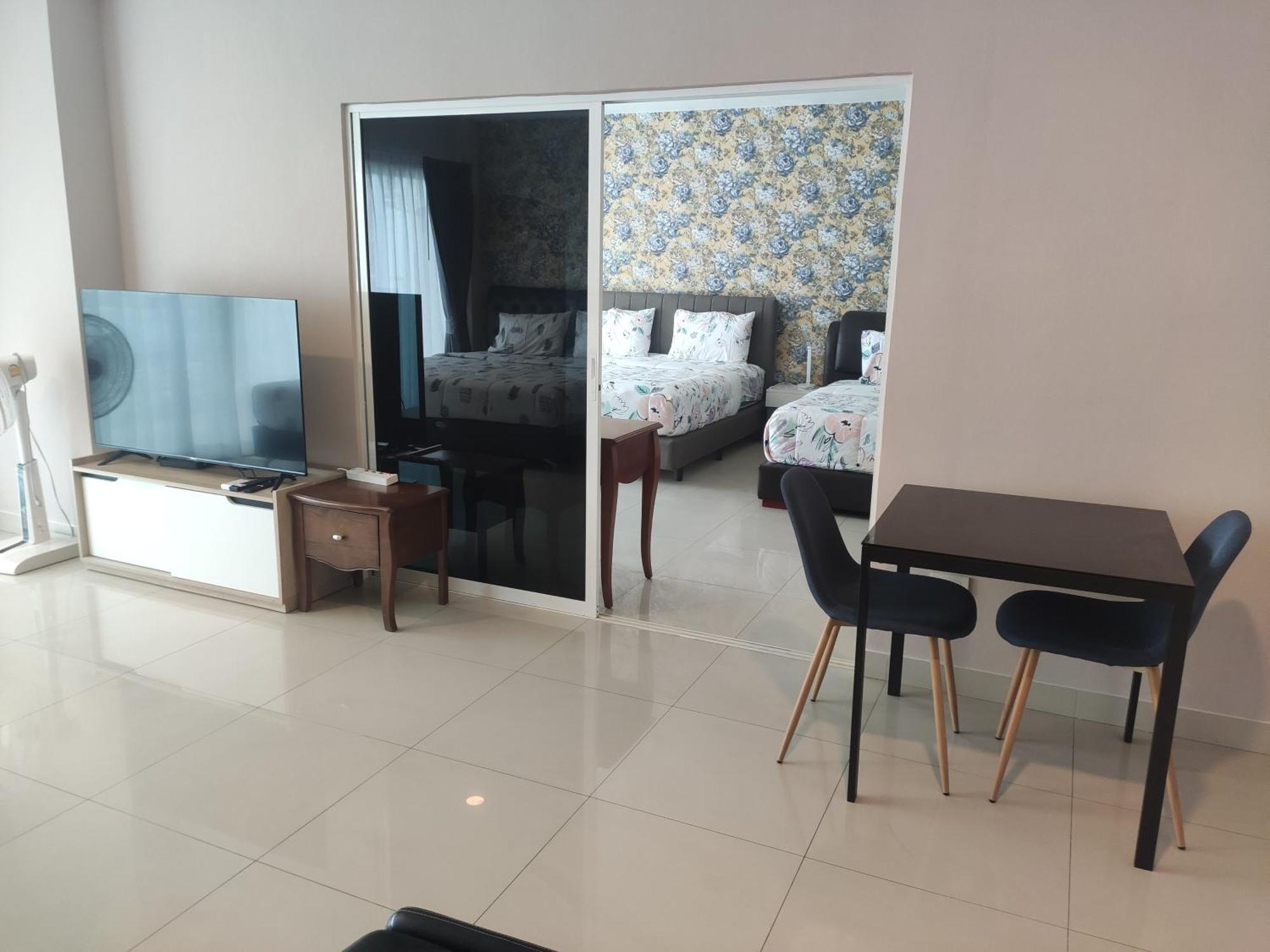 View Talay 6 Pattaya Beach By Anatolia Condo Suite Exterior photo