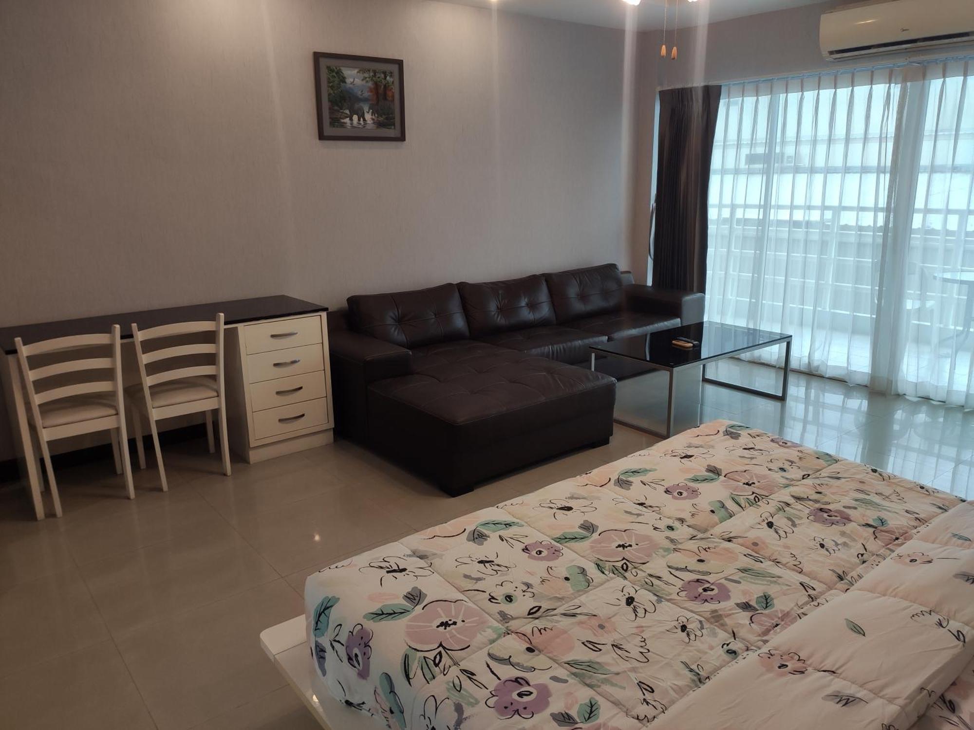 View Talay 6 Pattaya Beach By Anatolia Condo Suite Exterior photo