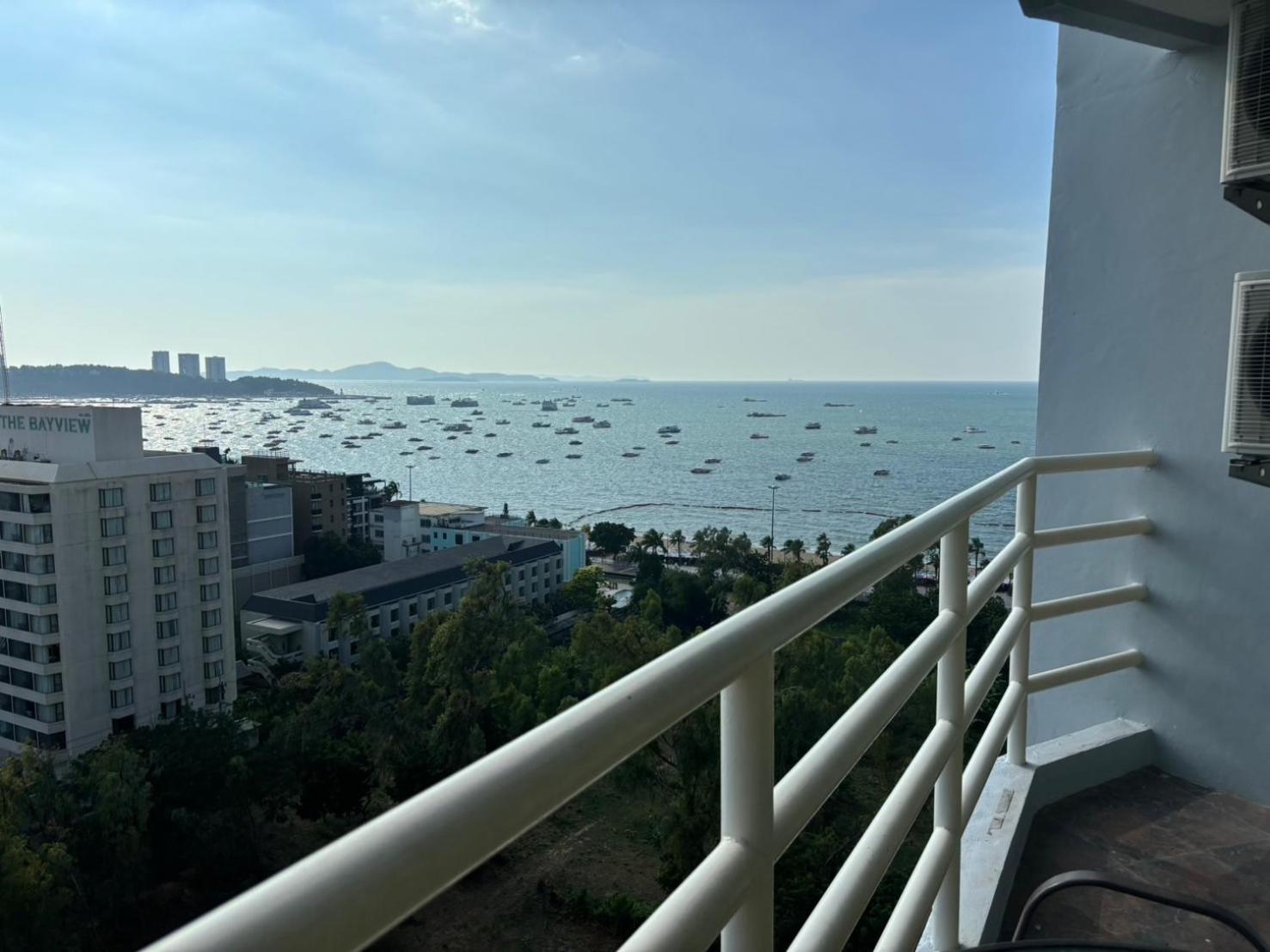 View Talay 6 Pattaya Beach By Anatolia Condo Suite Exterior photo
