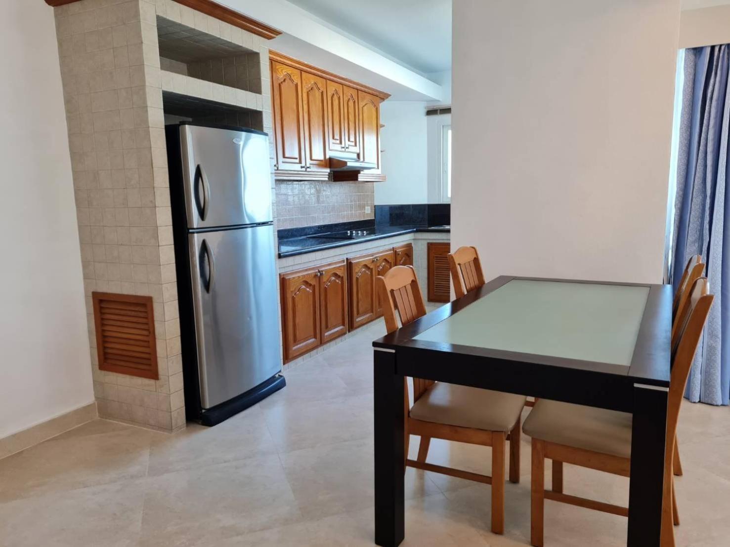 View Talay 6 Pattaya Beach By Anatolia Condo Suite Exterior photo