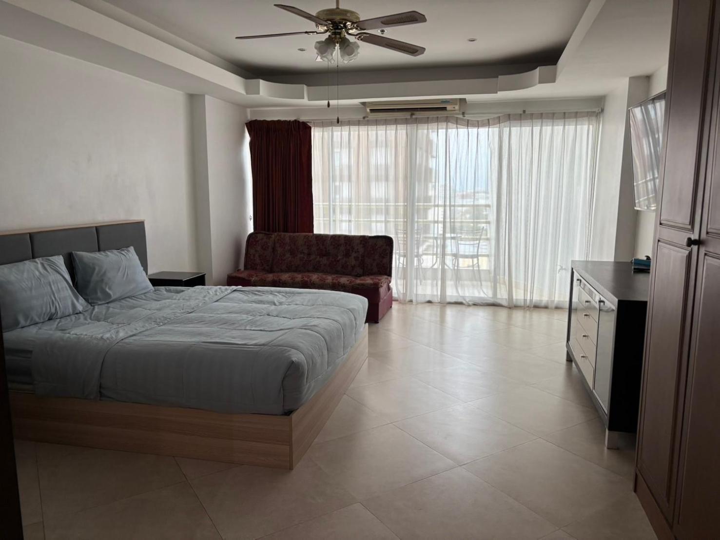 View Talay 6 Pattaya Beach By Anatolia Condo Suite Exterior photo