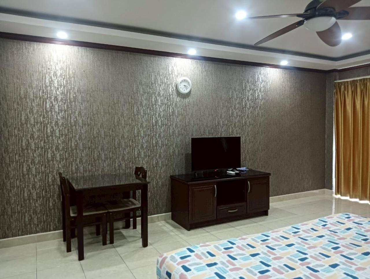 View Talay 6 Pattaya Beach By Anatolia Condo Suite Exterior photo
